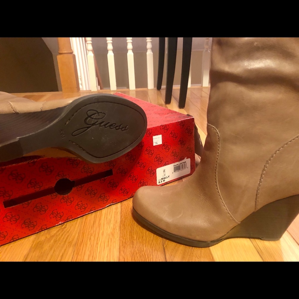 Guess• Tall Boots - Picture 2 of 7